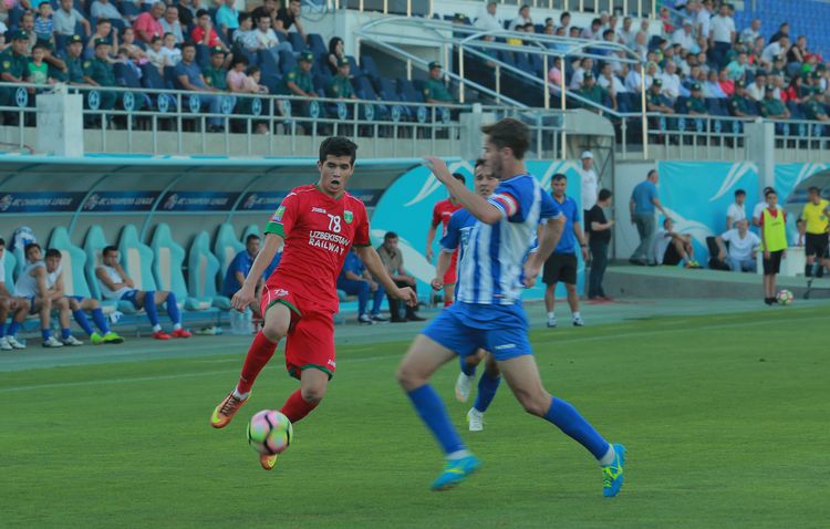 Azizbek Amonov Lokomotiv Tashkent footbal cl;ub UZB