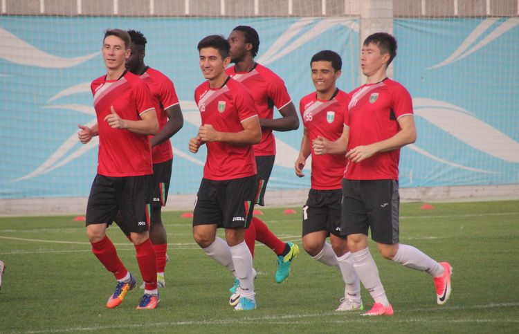 FC Lokomotiv Uzbek - training _ session 1234