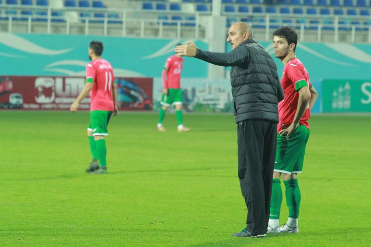 Mirko Jelicic coach football Lokomotiv UZBEK
